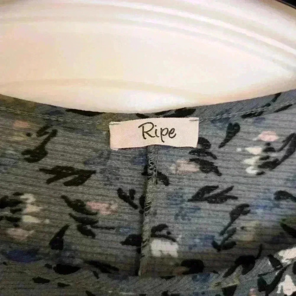 Ripe  size medium floral dress - Picture 4 of 7